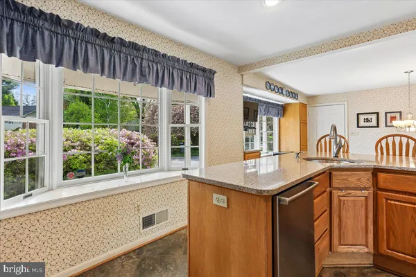 $685,000 | 7101 Blanchard Drive, Derwood, MD 20855