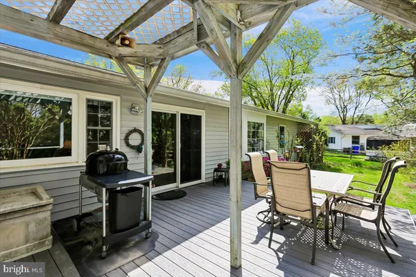 $685,000 | 7101 Blanchard Drive, Derwood, MD 20855