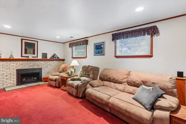 $685,000 | 7101 Blanchard Drive, Derwood, MD 20855