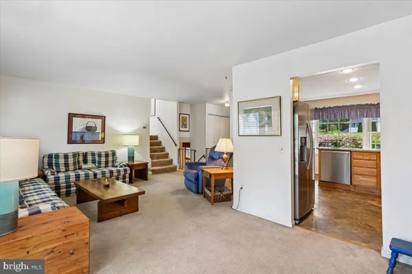 $685,000 | 7101 Blanchard Drive, Derwood, MD 20855