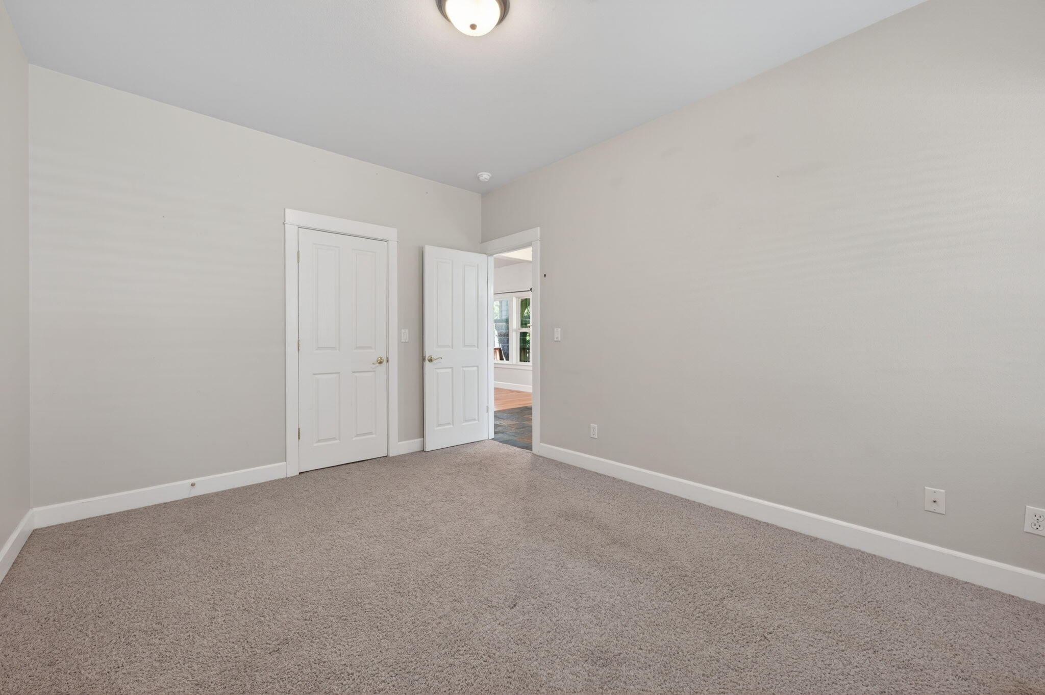 2436 Northwest Awbrey Road Bend, OR 97703 - Photo 32 of 36 Gallery Image 32