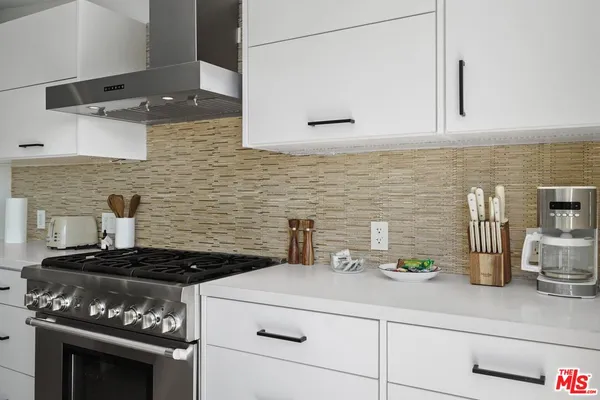 $19,000 | 1812 Navy Street, Santa Monica, CA 90405