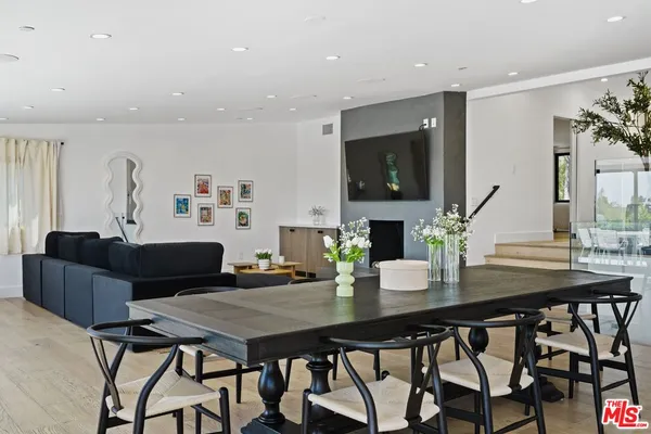 $19,000 | 1812 Navy Street, Santa Monica, CA 90405