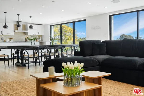 $19,000 | 1812 Navy Street, Santa Monica, CA 90405