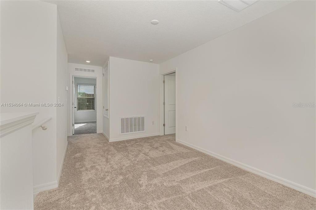 748 Reggie Road Winter Haven, FL 33859 - Photo 9 of 16