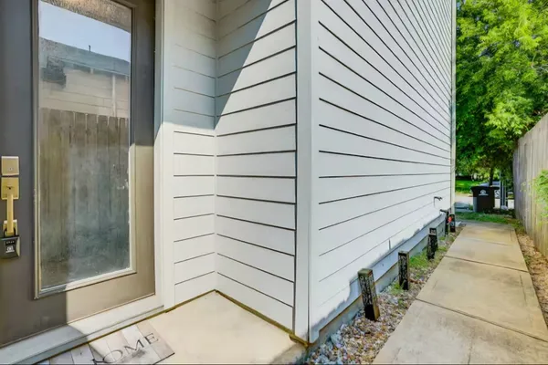 a view of a pathway of a building