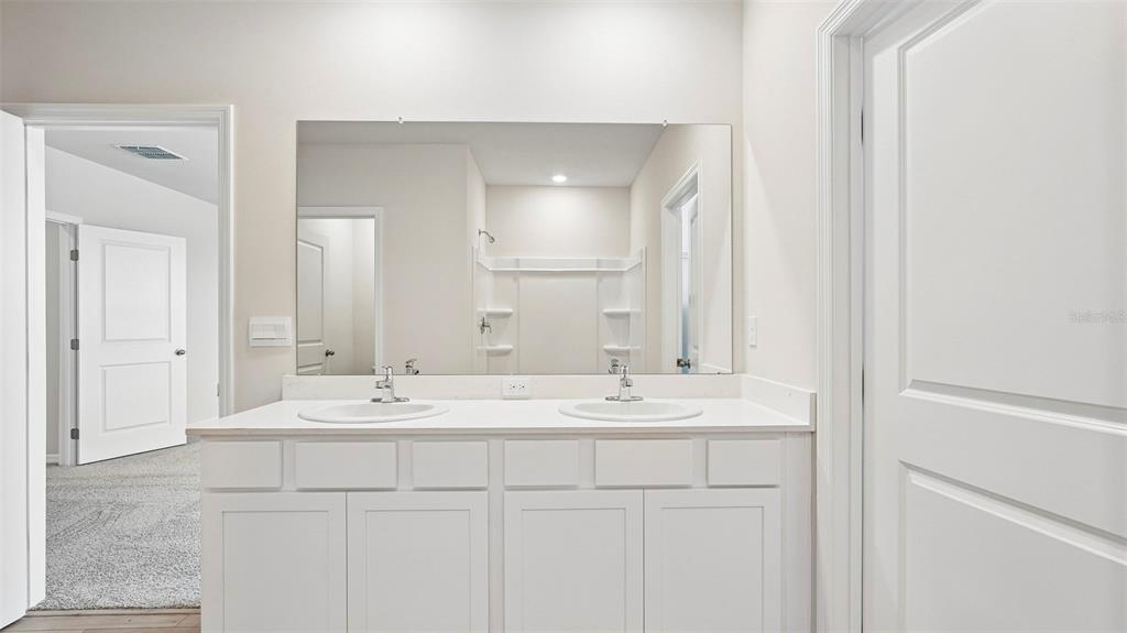 10916 Rabbit Grove Trail Palmetto, FL 34221 - Photo 17 of 52 Gallery Image 17