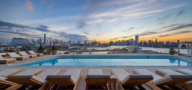 $4,850,000 | 480 Kent Avenue, Unit PHB | Williamsburg