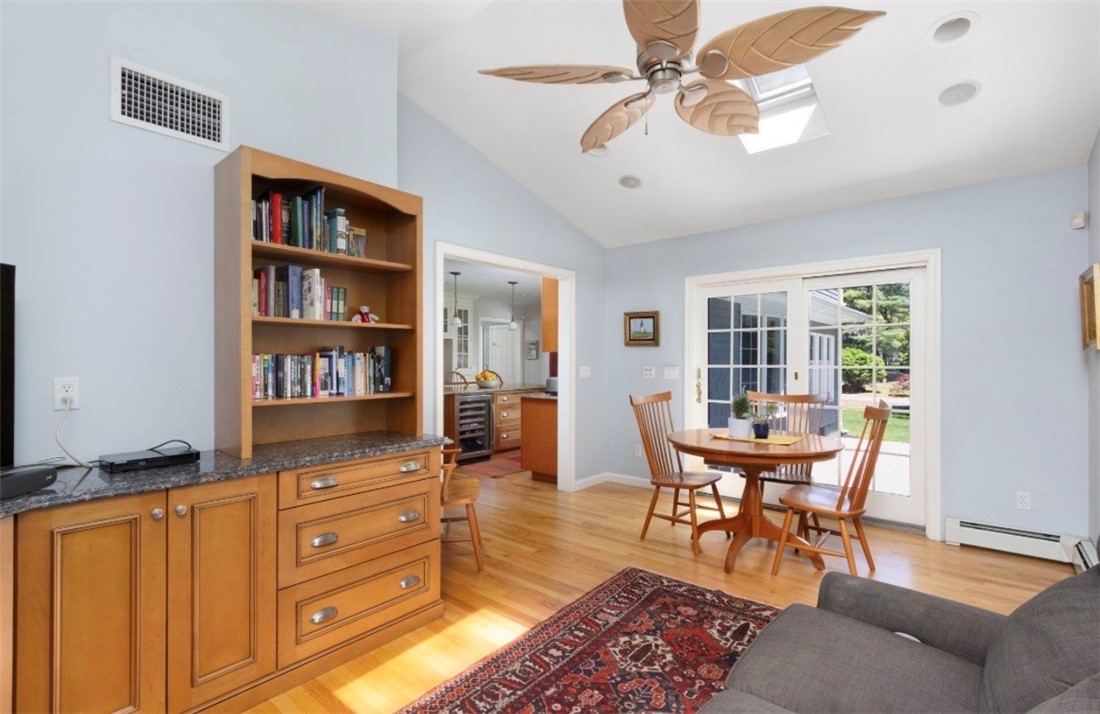 1 Pierce Court Barrington, RI 02806 - Photo 15 of 44