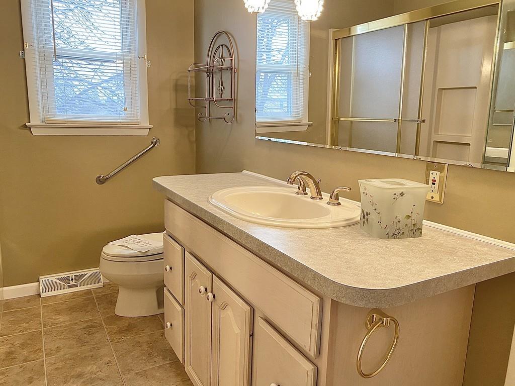 65 Paulding Road Ludlow, MA 01056 - Photo 9 of 20 Gallery Image 9