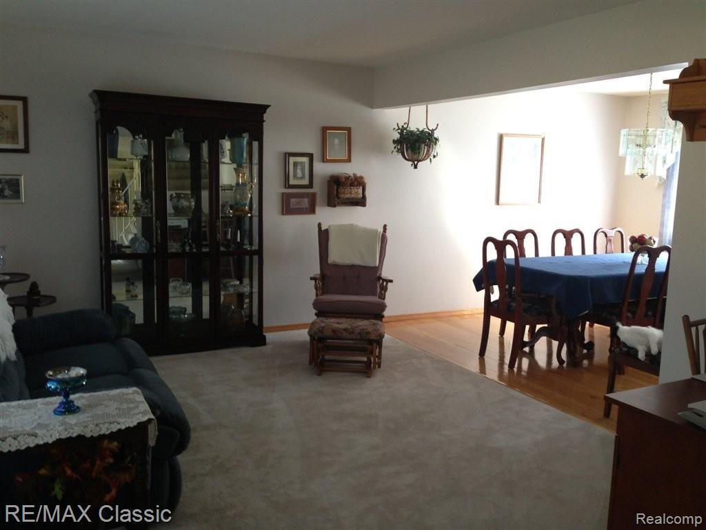 42969 Versailles Road Canton, MI 48187 - Photo 12 of 24 LIVING ROOM TO DINING