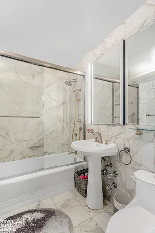 $1,495,000 | 25 Sutton Place South, Unit 20J | Sutton Place