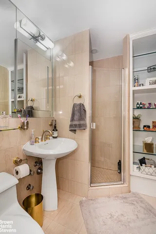 $1,495,000 | 25 Sutton Place South, Unit 20J | Sutton Place