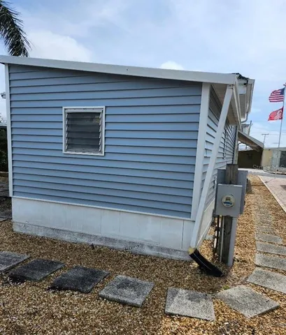 $169,900 | 2207 Indiana Avenue, Bradenton, FL 34207