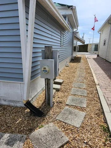 $169,900 | 2207 Indiana Avenue, Bradenton, FL 34207