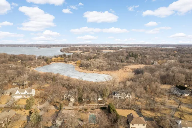 $599,990 | 18800 Highland Avenue, Wayzata, MN 55391