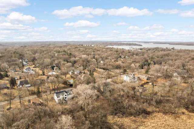 $599,990 | 18800 Highland Avenue, Wayzata, MN 55391