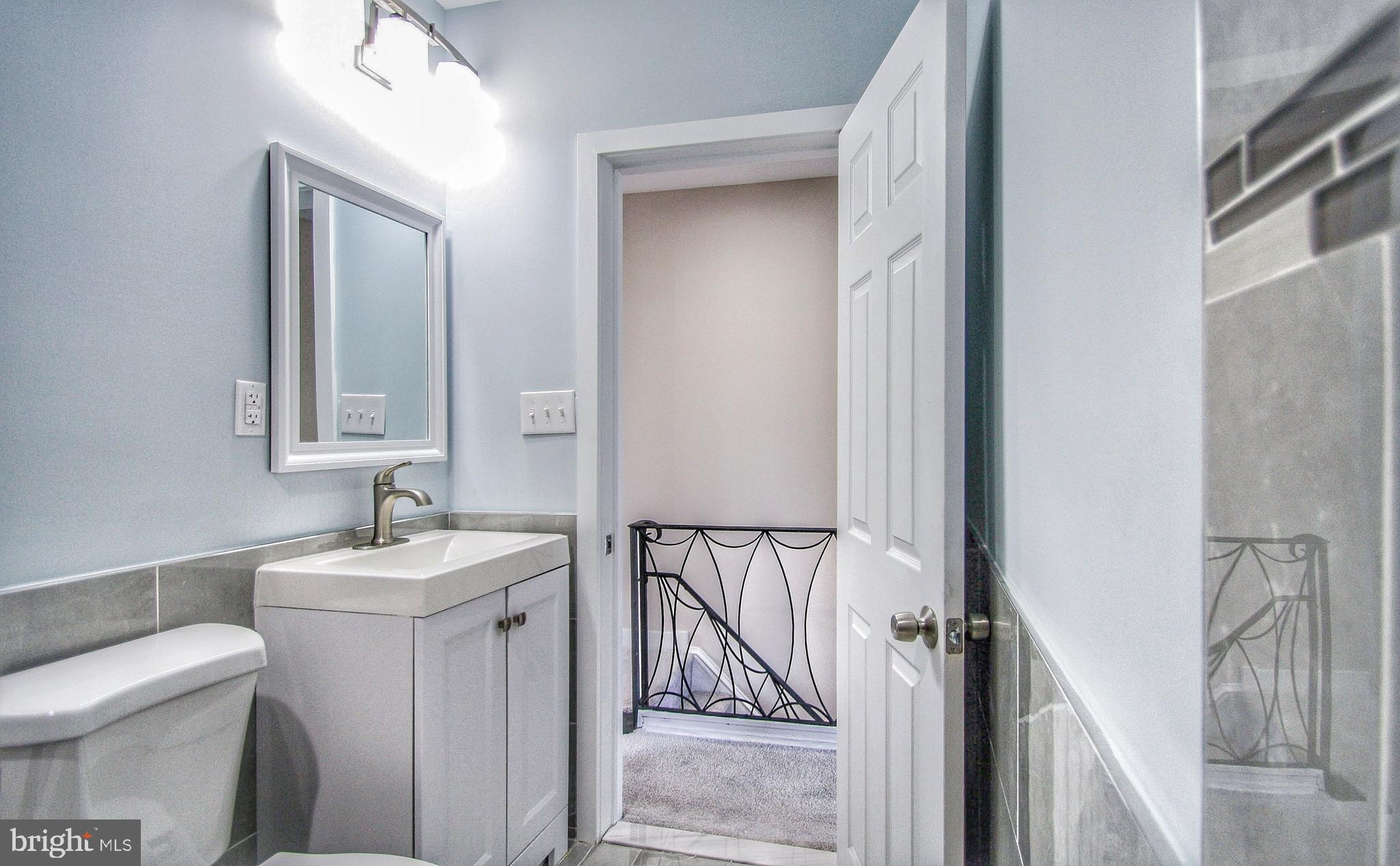 724 Marlyn Road Philadelphia, PA 19151 - Photo 29 of 50