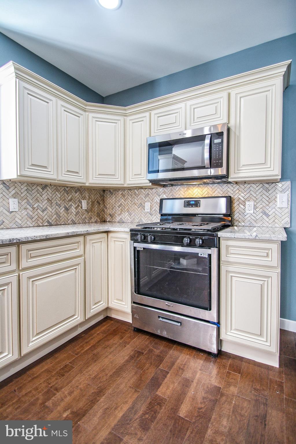724 Marlyn Road Philadelphia, PA 19151 - Photo 37 of 50