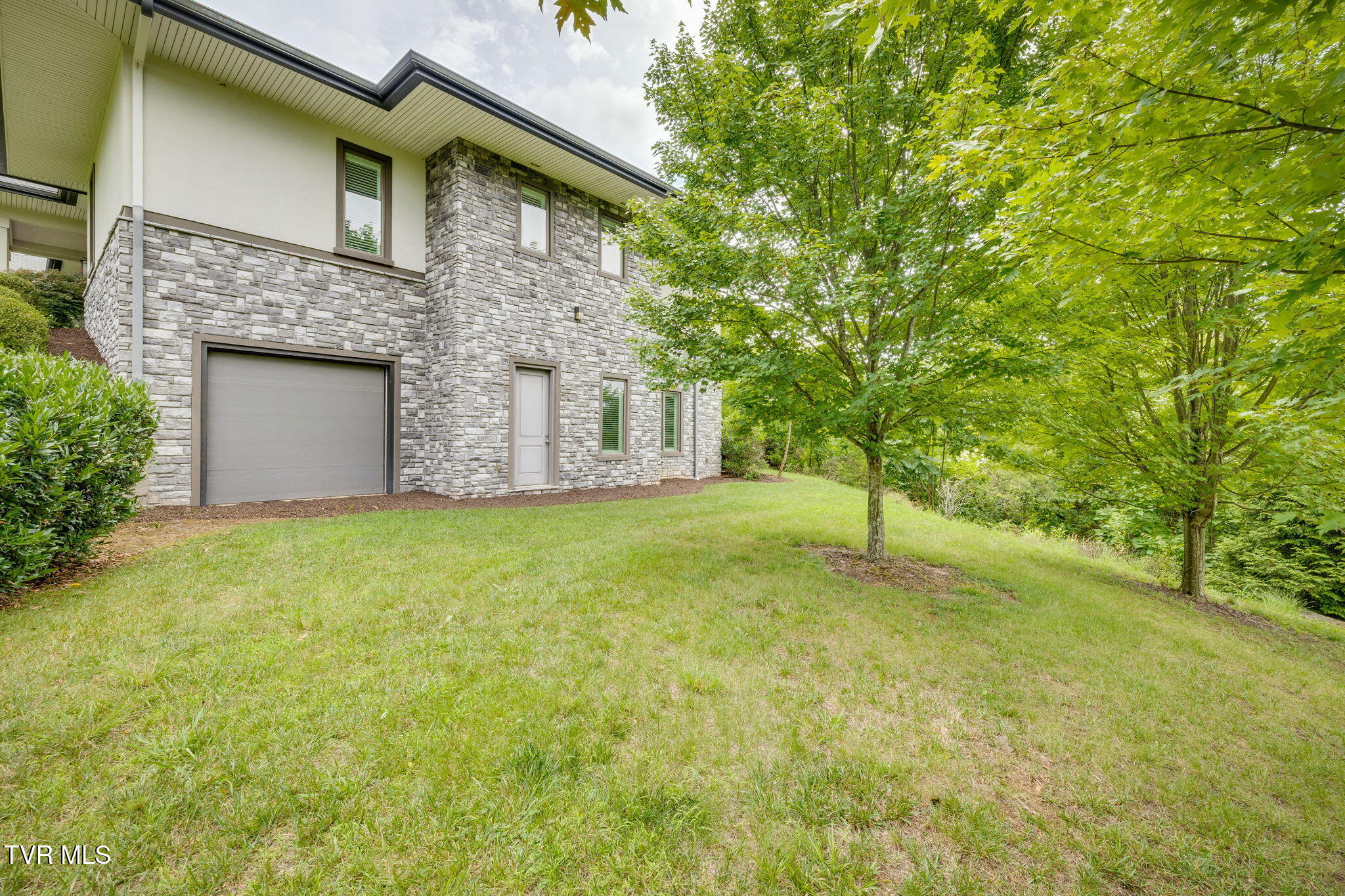 5855 Chestnut Ridge Road Kingsport, TN 37664 - Photo 6 of 68 005