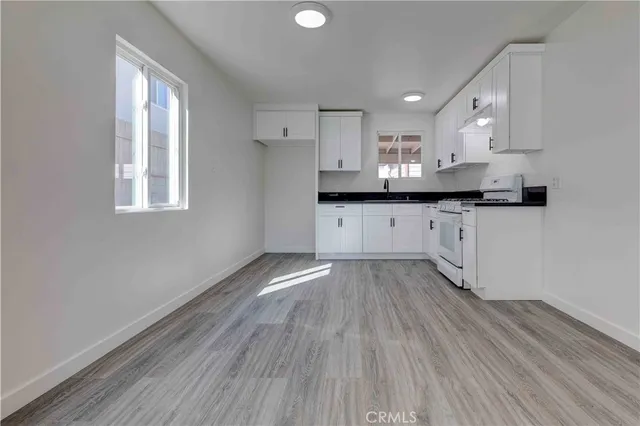 $869,000 | 8812 Laurel Canyon Boulevard, Sun Valley, CA 91352