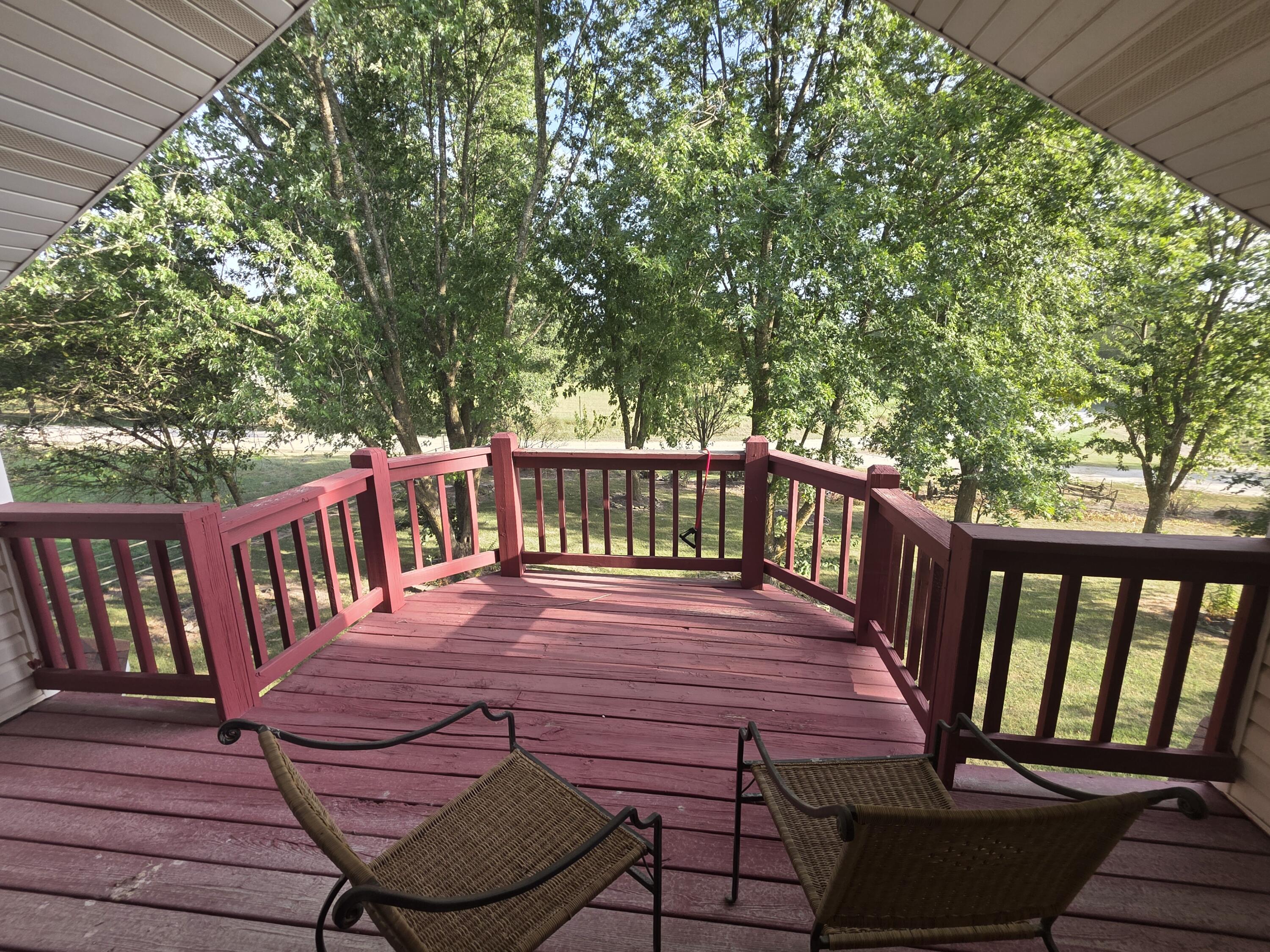 10763 Red Spring Road Mountain Grove, MO 65711 - Photo 32 of 68 Upstars Balcony