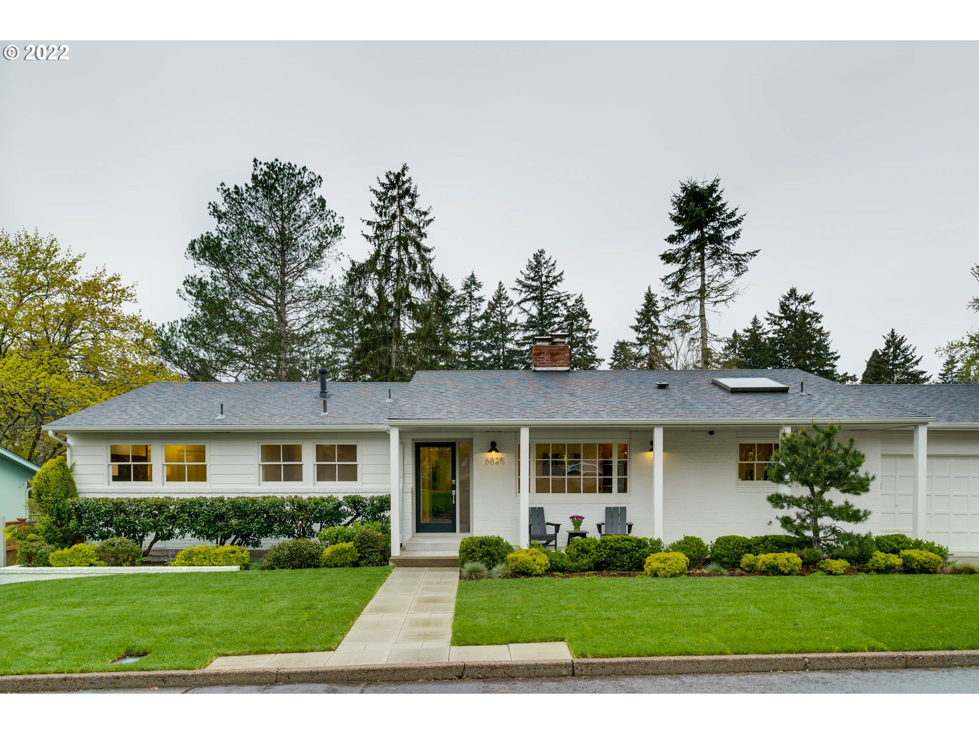 6825 Southwest Raleighwood Way Portland, OR 97225 - Photo 1 of 32 Gallery Image 1