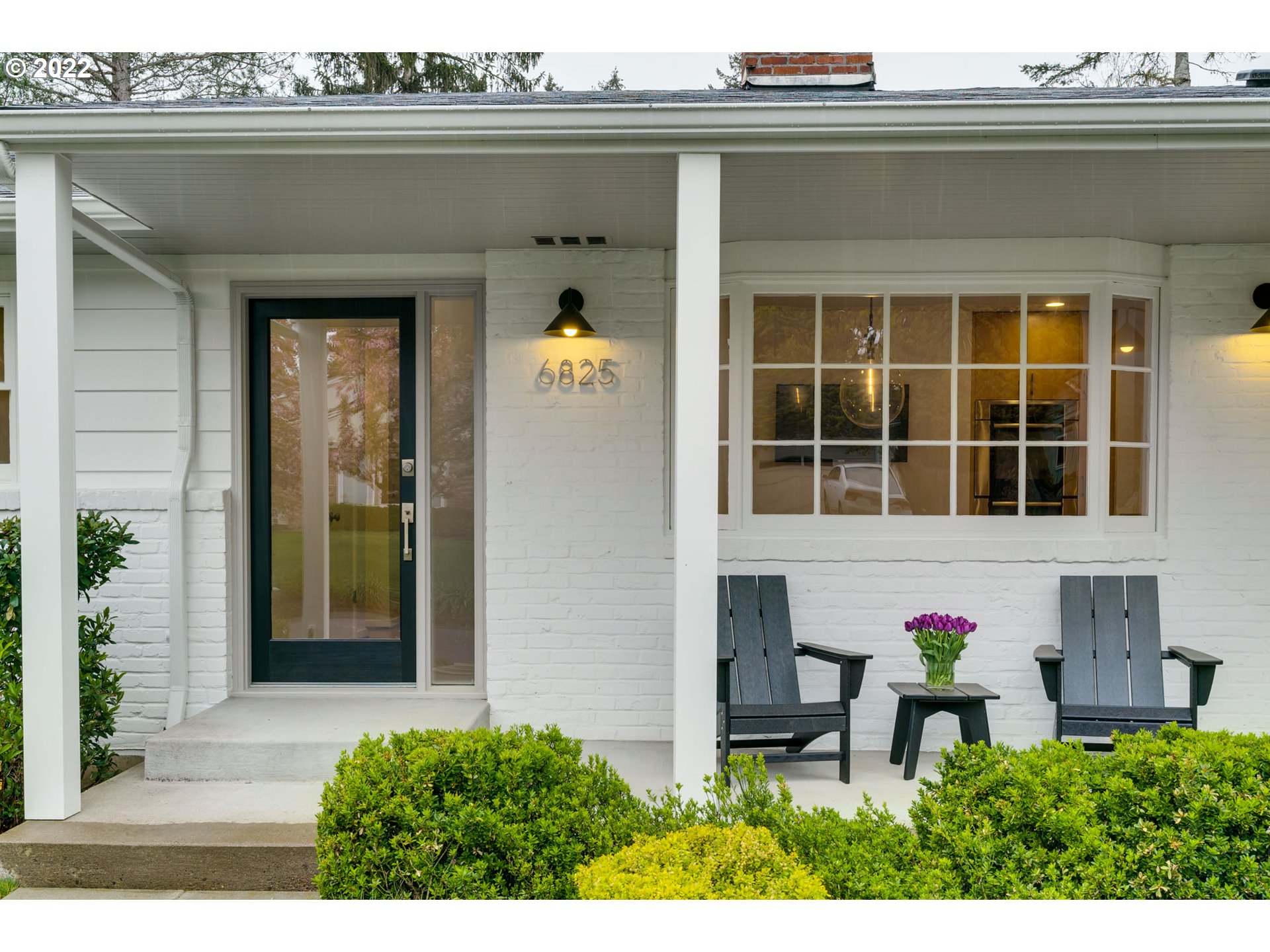 6825 Southwest Raleighwood Way Portland, OR 97225 - Photo 3 of 32 Gallery Image 3