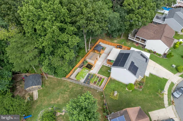 $425,000 | 8 Red Bud Court, Essex, MD 21221