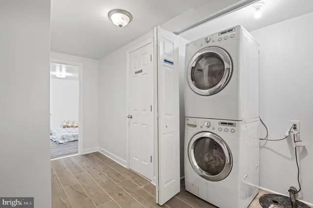 $425,000 | 8 Red Bud Court, Essex, MD 21221