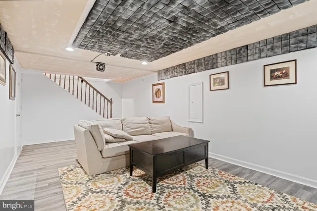 $425,000 | 8 Red Bud Court, Essex, MD 21221