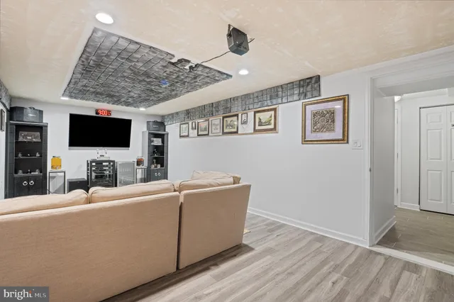 $425,000 | 8 Red Bud Court, Essex, MD 21221