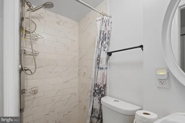 $425,000 | 8 Red Bud Court, Essex, MD 21221