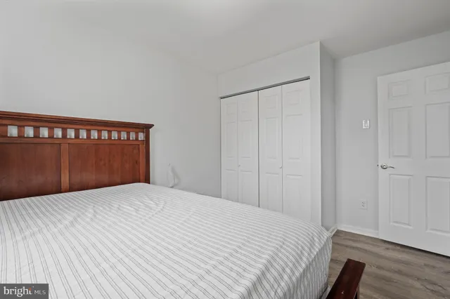 $425,000 | 8 Red Bud Court, Essex, MD 21221