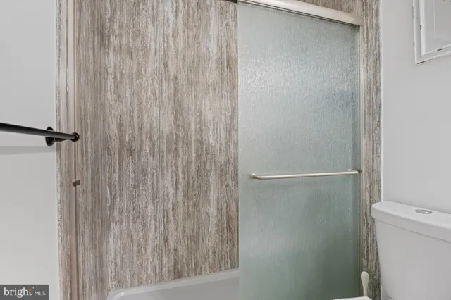 $425,000 | 8 Red Bud Court, Essex, MD 21221