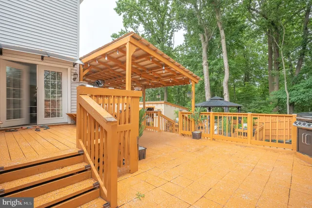 $425,000 | 8 Red Bud Court, Essex, MD 21221