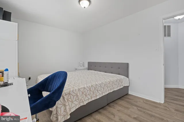 $425,000 | 8 Red Bud Court, Essex, MD 21221