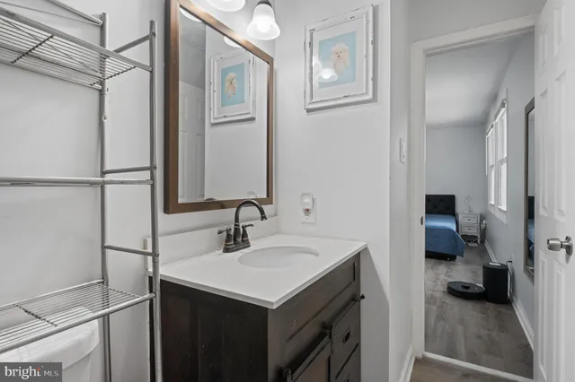 $425,000 | 8 Red Bud Court, Essex, MD 21221