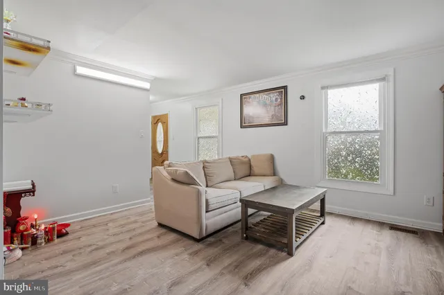 $425,000 | 8 Red Bud Court, Essex, MD 21221