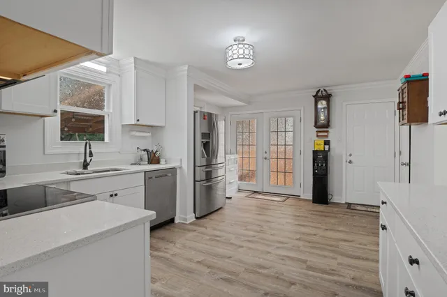 $425,000 | 8 Red Bud Court, Essex, MD 21221