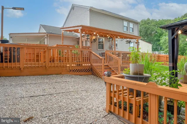 $425,000 | 8 Red Bud Court, Essex, MD 21221