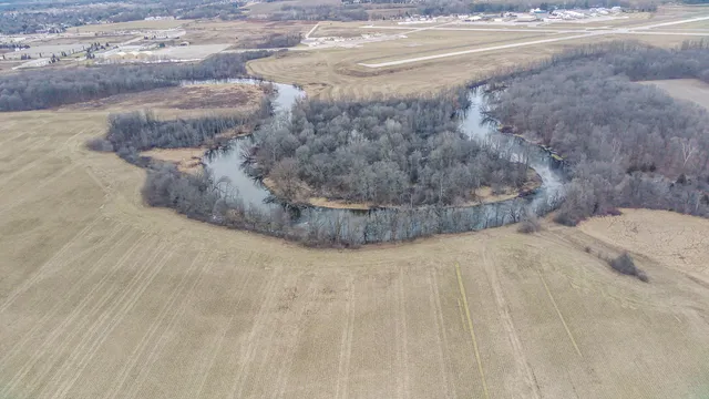 $2,250,000 | Lt0 Lt0 County Highway, West Bend, WI 53095