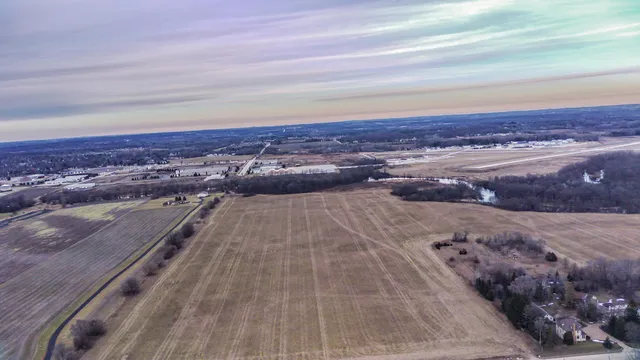 $2,250,000 | Lt0 Lt0 County Highway, West Bend, WI 53095