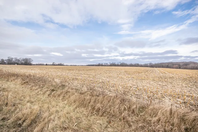 $2,250,000 | Lt0 Lt0 County Highway, West Bend, WI 53095