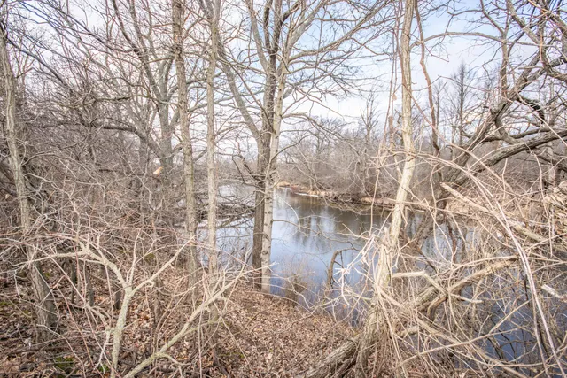 $2,250,000 | Lt0 Lt0 County Highway, West Bend, WI 53095