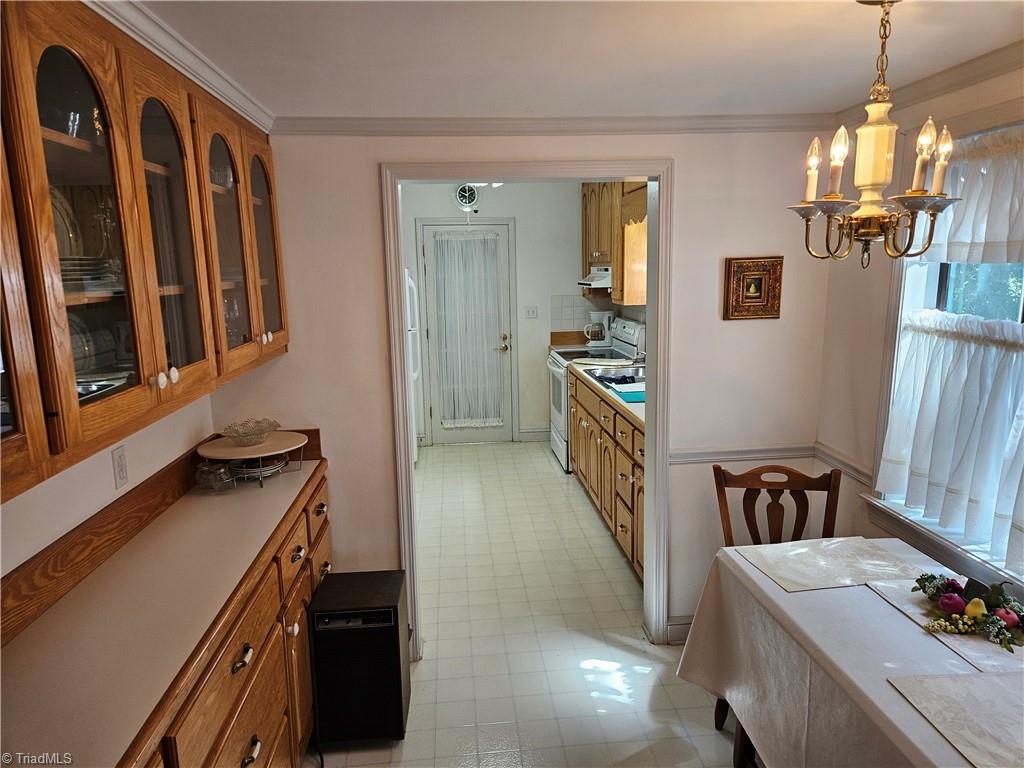 777 Copeland School Road Dobson, NC 27017 - Photo 25 of 43 Breakfast Area