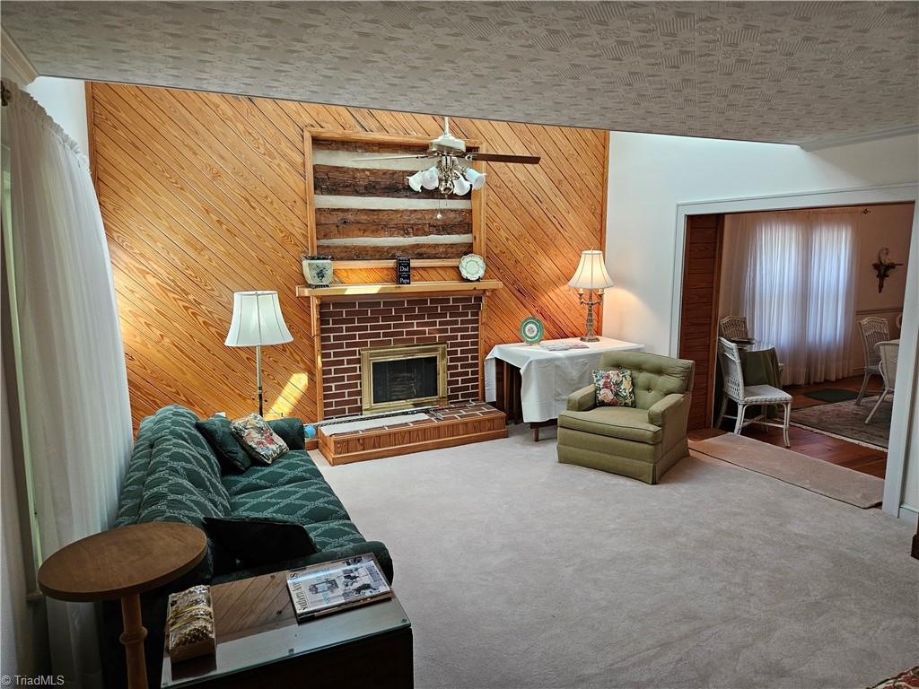 777 Copeland School Road Dobson, NC 27017 - Photo 32 of 43 Large Room