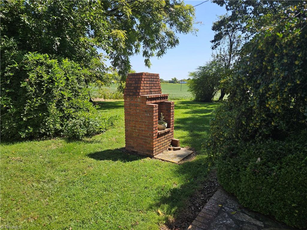 777 Copeland School Road Dobson, NC 27017 - Photo 7 of 43 Grill me a burger
