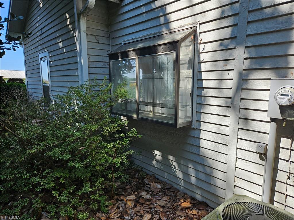 777 Copeland School Road Dobson, NC 27017 - Photo 10 of 43 Window Box