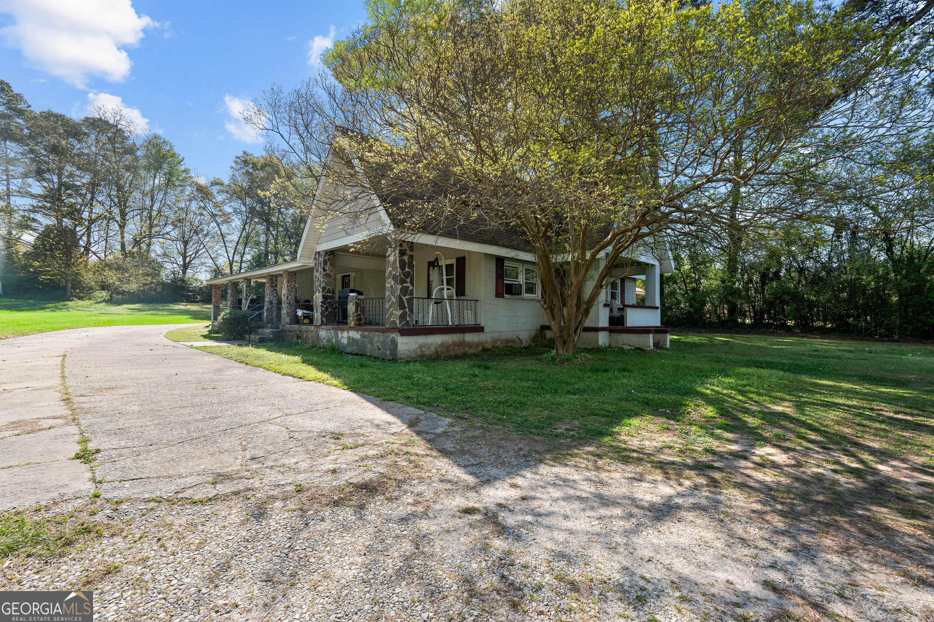 1210 Everee Inn Road Griffin, GA 30224 - Photo 3 of 26